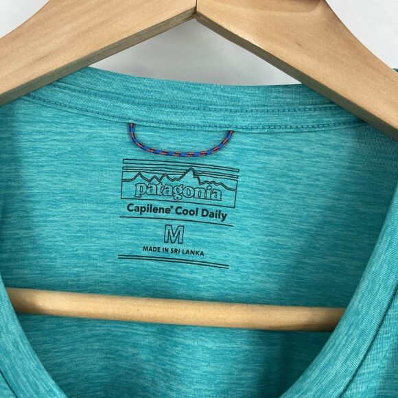 Patagonia T Shirt Size Medium Womens Teal Capilene Cool Daily Graphic Tee Crew - Picture 4 of 9